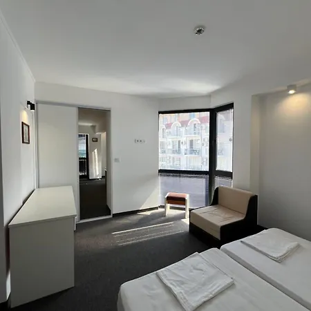 Hotel Adeti