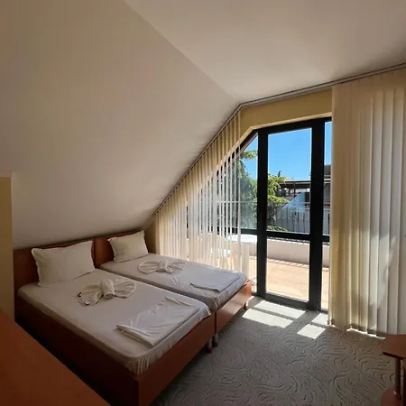 Hotel Adeti