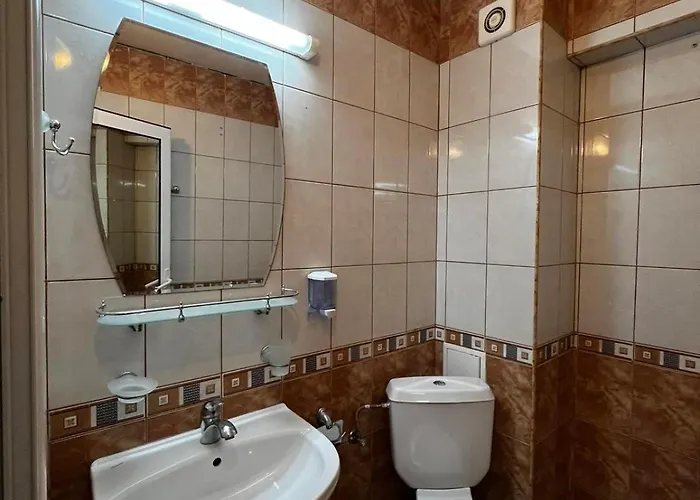 Готель Adeti 2*