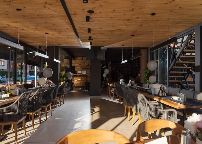 Adeti Готель Несебир