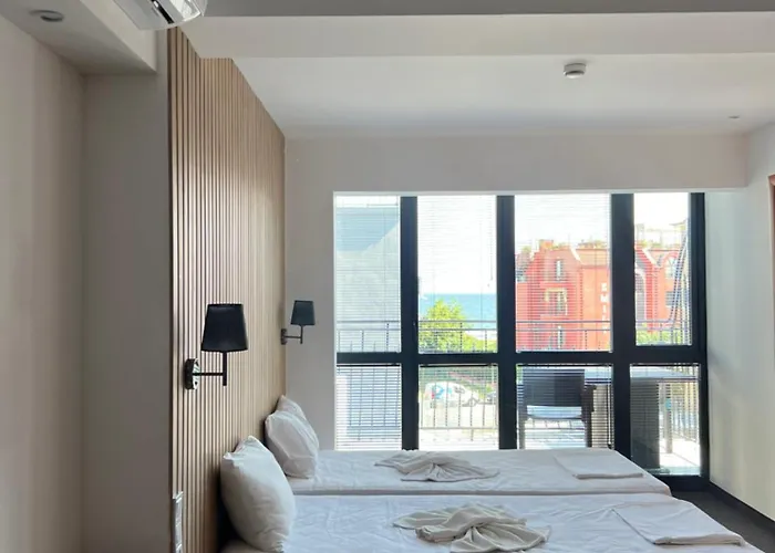 Готель Adeti Несебир