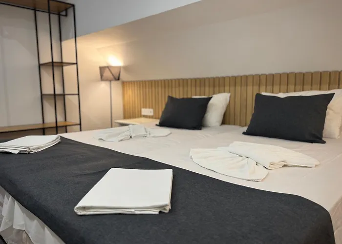 Готель Adeti 2*