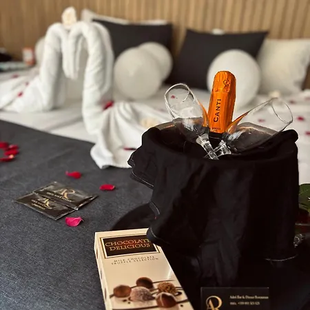 Hotel Adeti 2*